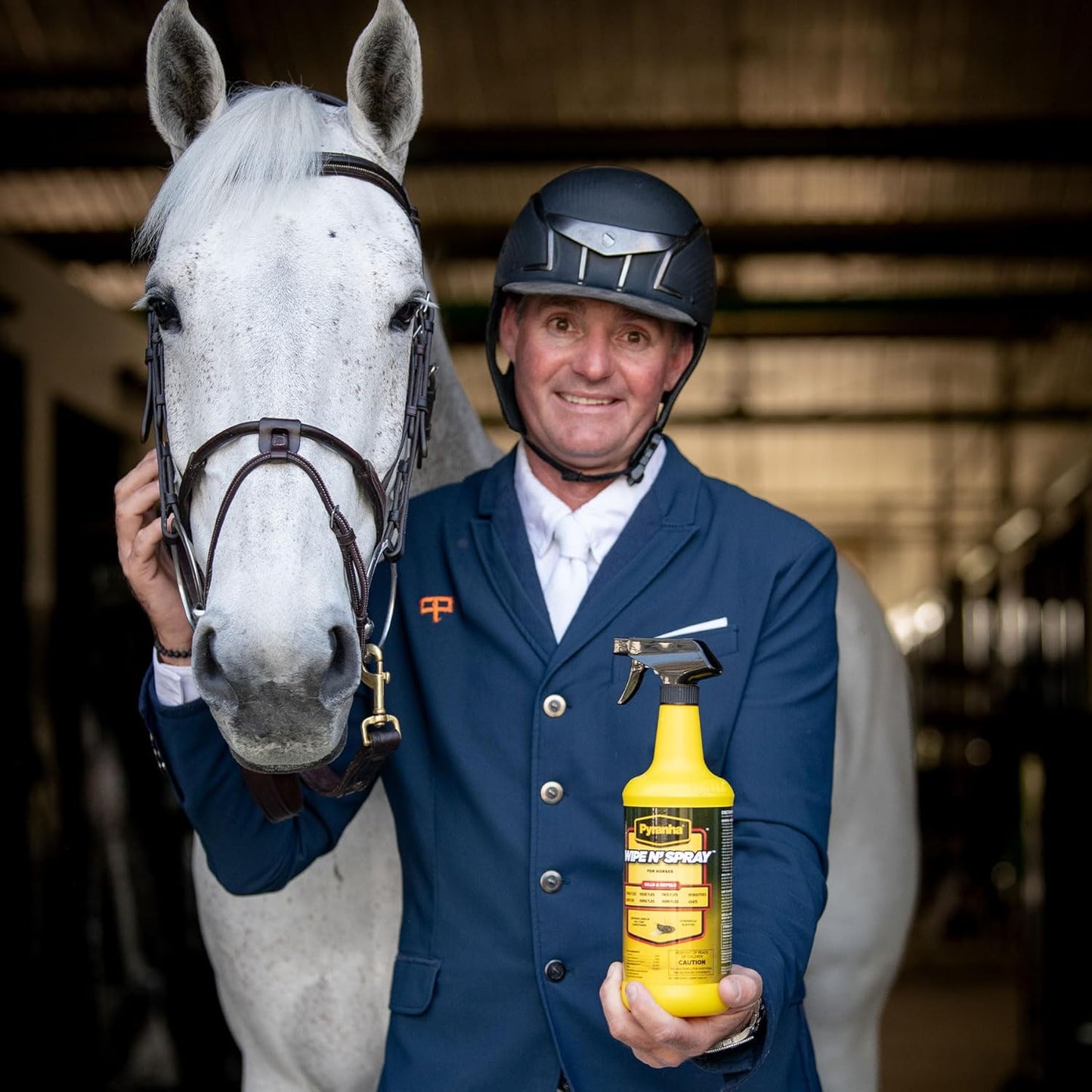 Pyranha Wipe N Spray Fly Repellent for Horses 32 oz.