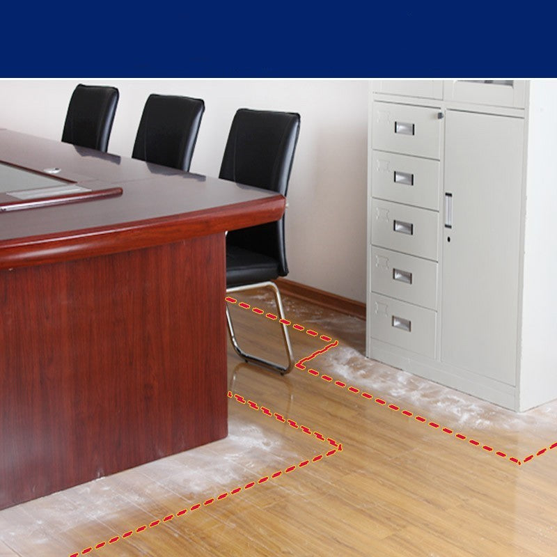 SHINEBOX Chinese cockroach powder applied along office edges for effective pest control